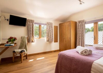 Cosy double bedroom at Sicilian Lemon holiday home, Hampshire